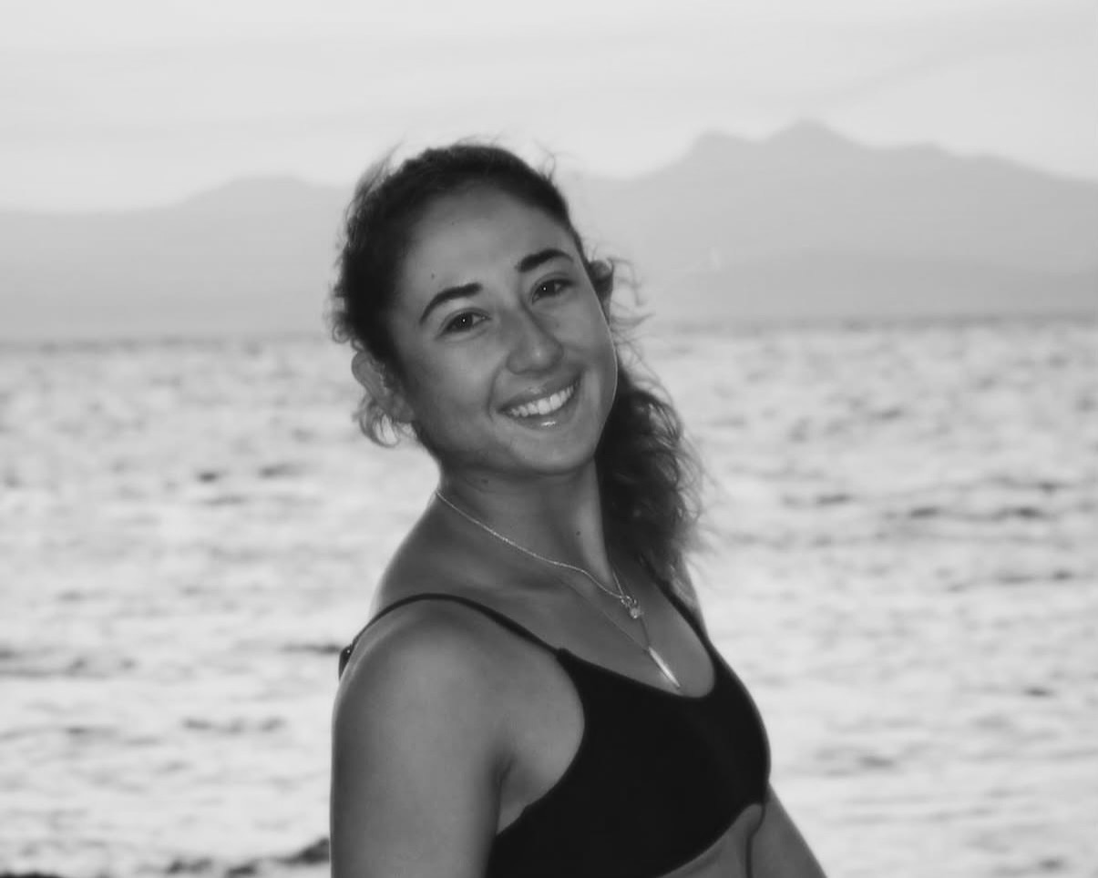 amilia kosti